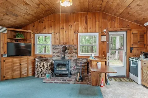 227 Chestnut Pond Road Epsom NH 03234