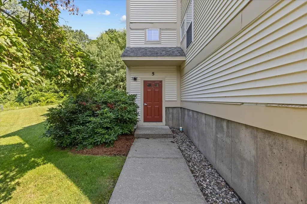 227 Hildred Drive Burlington VT 05401