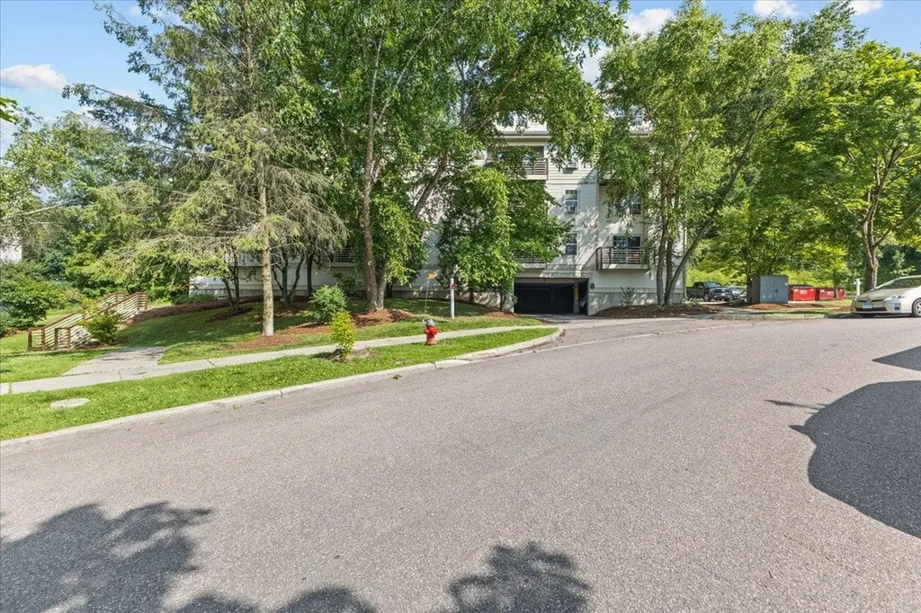 227 Hildred Drive Burlington VT 05401