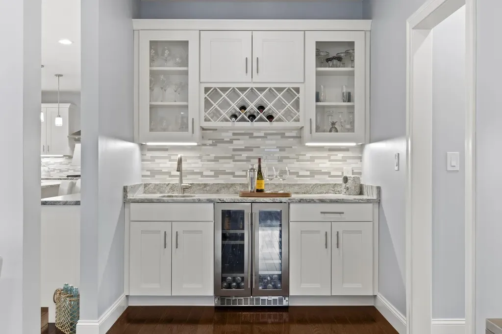 3 Paradise Place Salem NH 03079