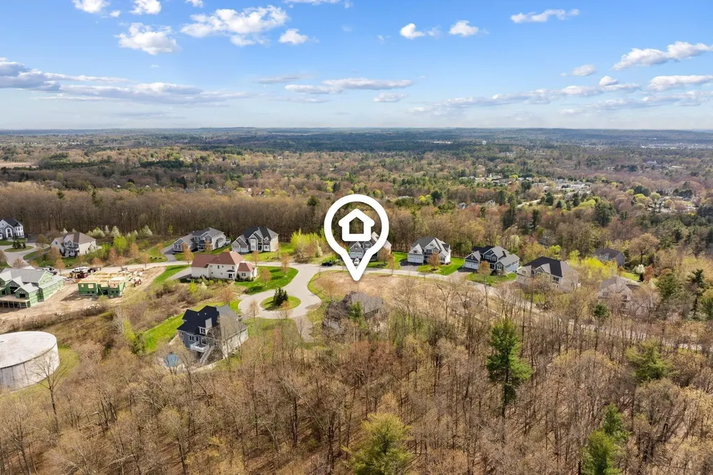 3 Paradise Place Salem NH 03079