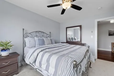 3 Paradise Place Salem NH 03079