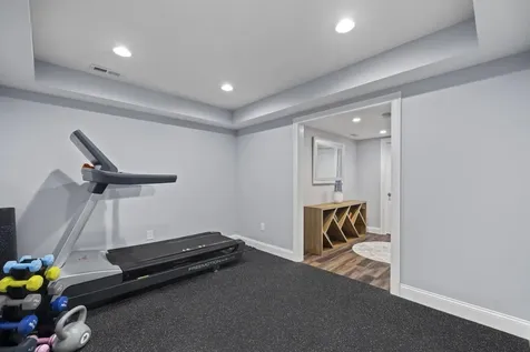 3 Paradise Place Salem NH 03079