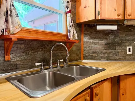 1007 Camelot Drive Exeter NH 03833