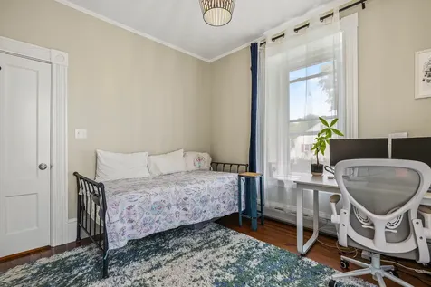 30 Rosedale Avenue Manchester NH 03103