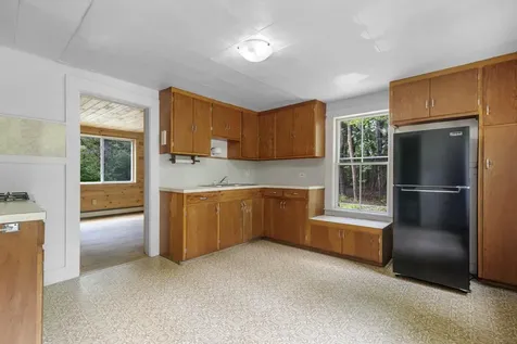 16 Morse Street Troy NH 03465