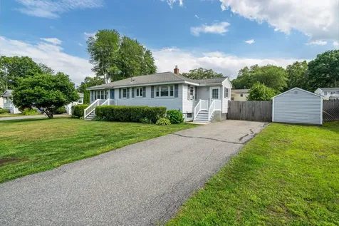 29 Green Acre Drive Salem NH 03079