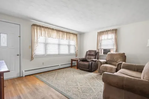 29 Green Acre Drive Salem NH 03079