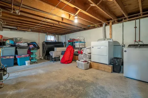 29 Green Acre Drive Salem NH 03079