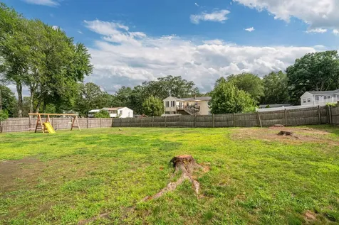 29 Green Acre Drive Salem NH 03079