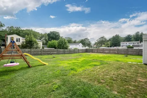 29 Green Acre Drive Salem NH 03079