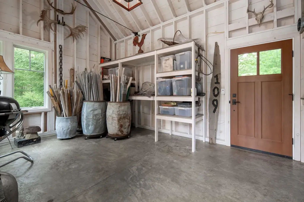 109 Pine Hill Road York ME 03902