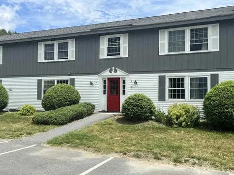 4 Candlelight Terrace Hartford VT 05001