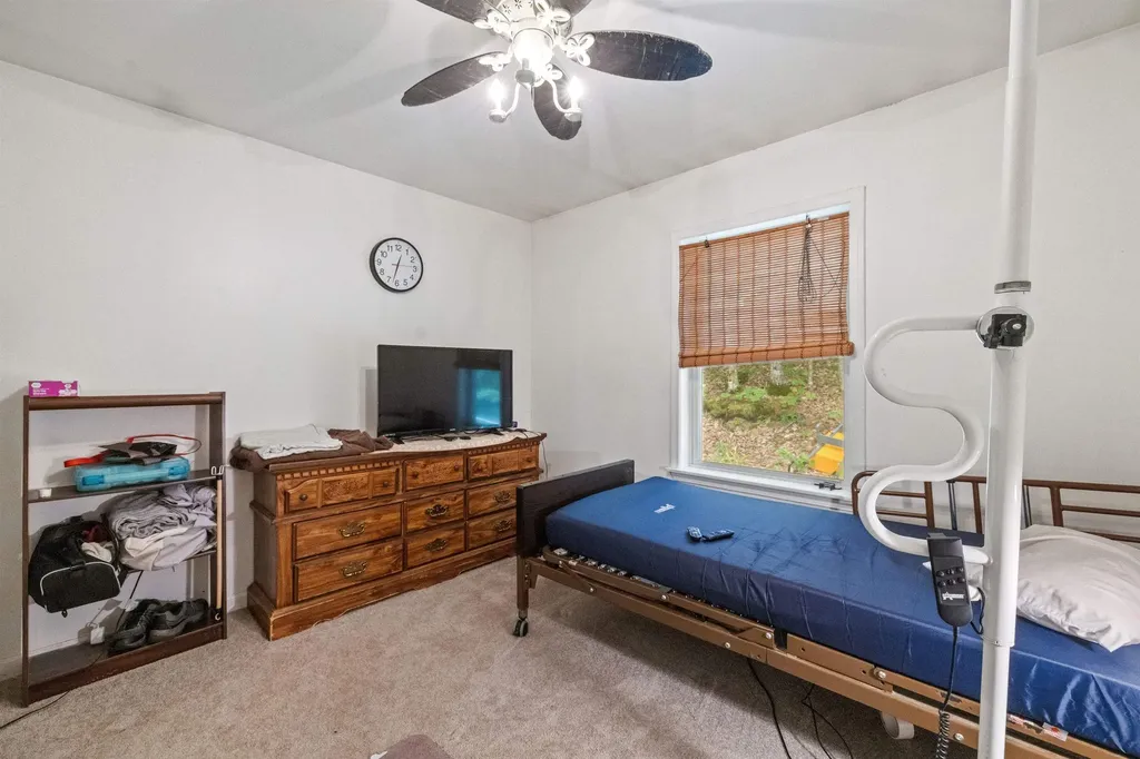 30 Canoe Lane Gilmanton NH 03237