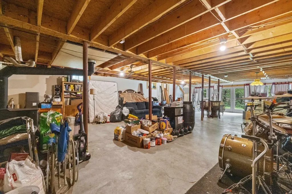 30 Canoe Lane Gilmanton NH 03237