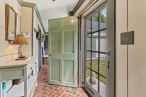 114 Western Avenue Henniker NH 03242