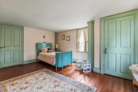 114 Western Avenue Henniker NH 03242