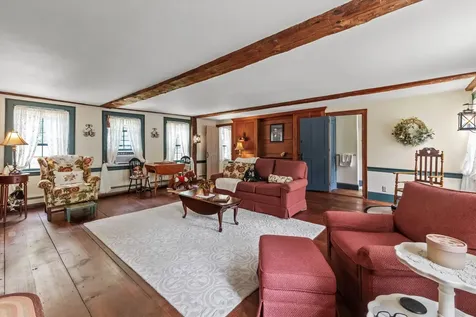 114 Western Avenue Henniker NH 03242