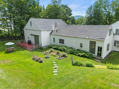 114 Western Avenue Henniker NH 03242