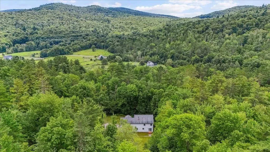 2629 Texas Hill Road Hinesburg VT 05461