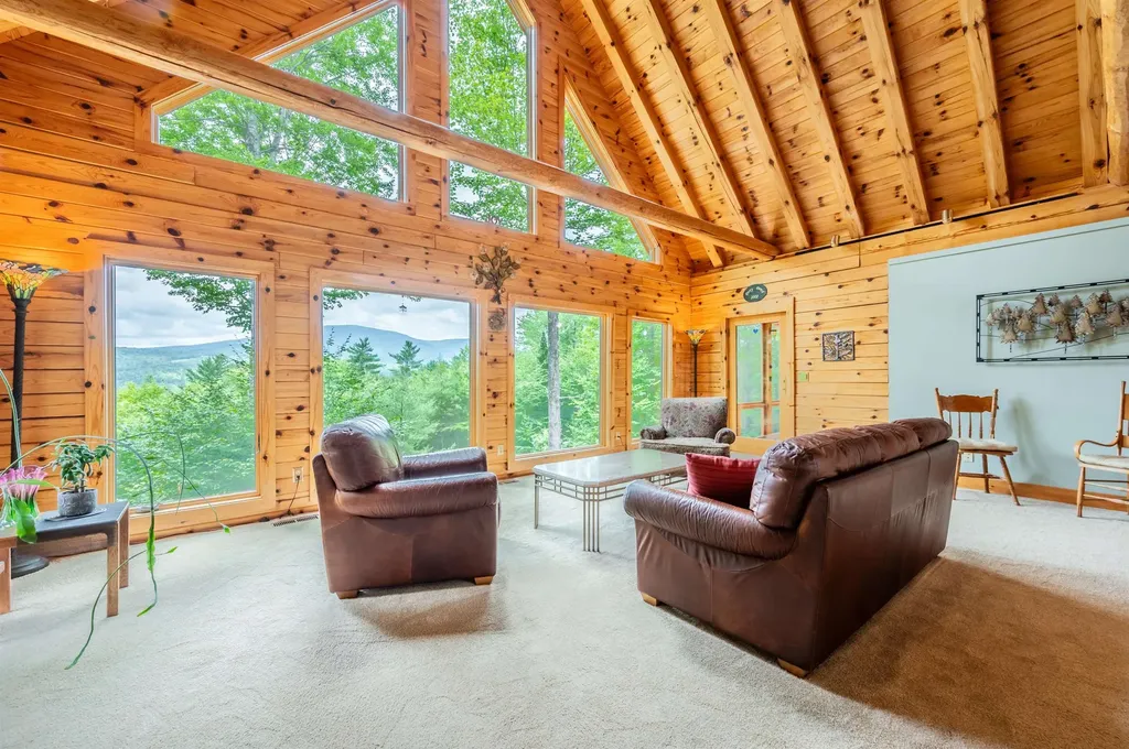 16 Mountain Overlook Wilmot NH 03287