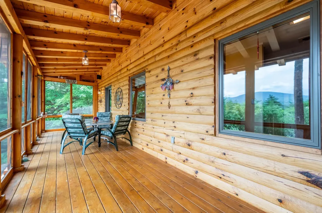 16 Mountain Overlook Wilmot NH 03287