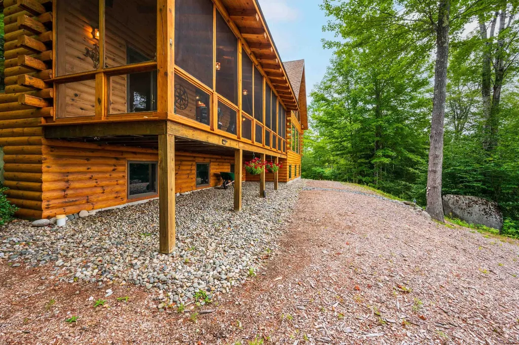 16 Mountain Overlook Wilmot NH 03287