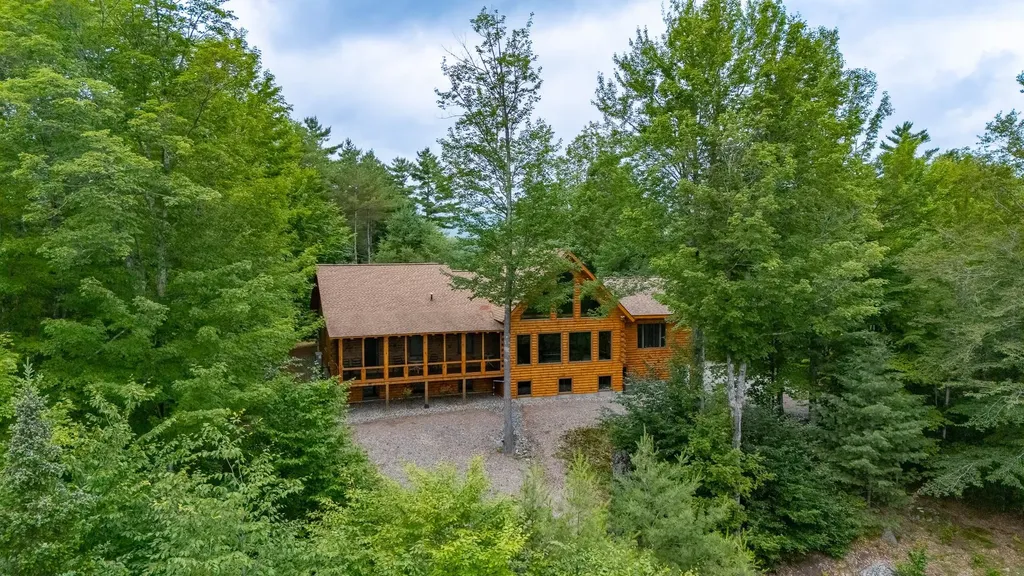16 Mountain Overlook Wilmot NH 03287