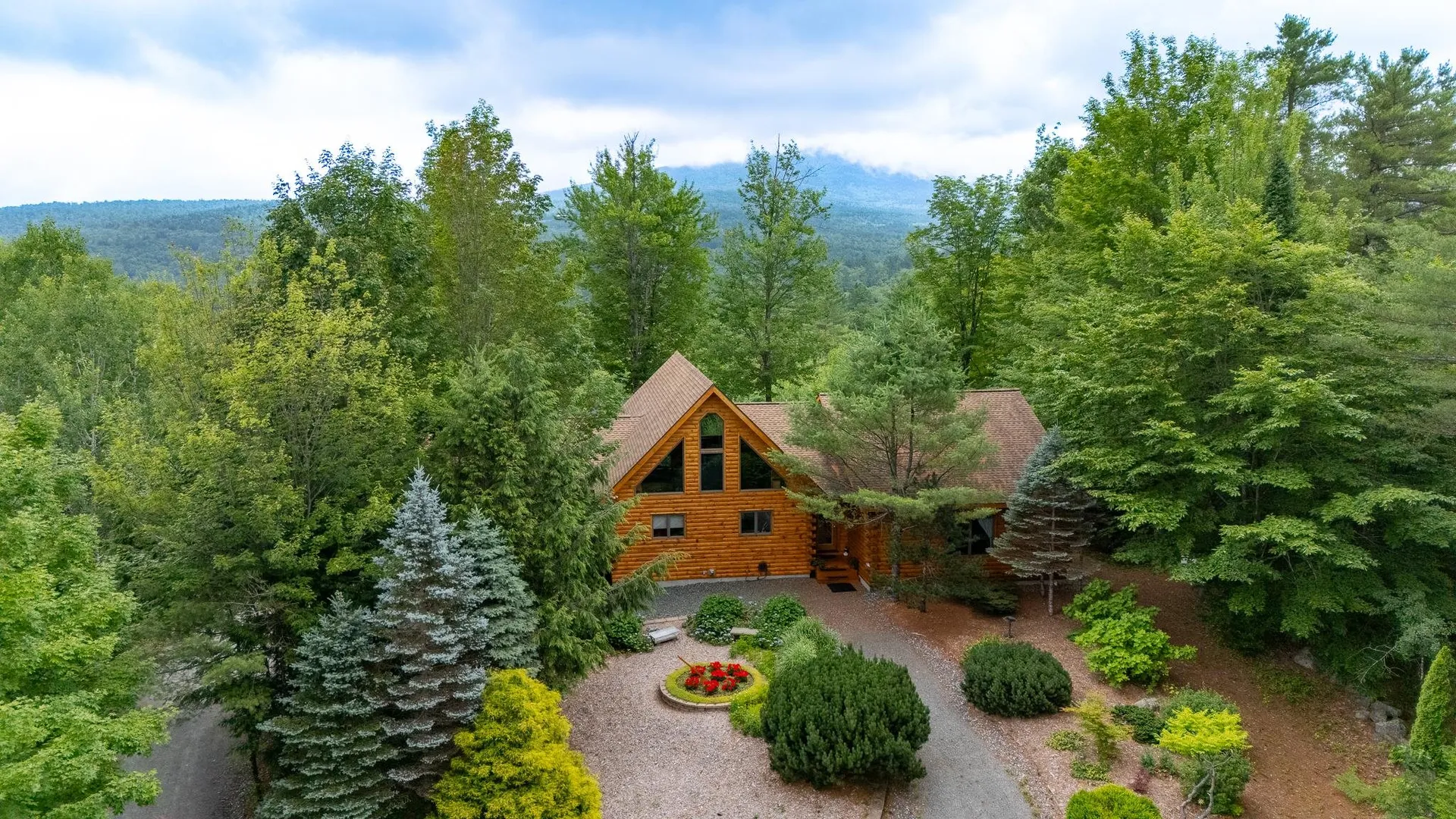 16 Mountain Overlook Wilmot NH 03287