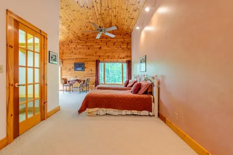 16 Mountain Overlook Wilmot NH 03287