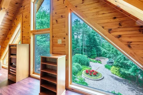 16 Mountain Overlook Wilmot NH 03287