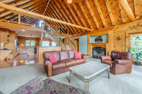 16 Mountain Overlook Wilmot NH 03287