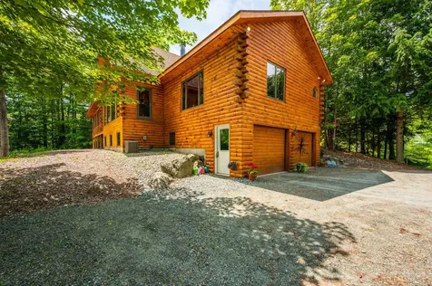 16 Mountain Overlook Wilmot NH 03287