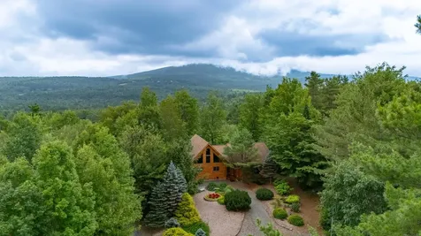 16 Mountain Overlook Wilmot NH 03287