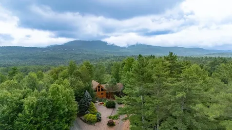 16 Mountain Overlook Wilmot NH 03287