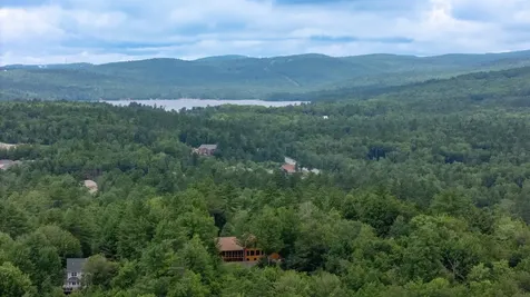 16 Mountain Overlook Wilmot NH 03287