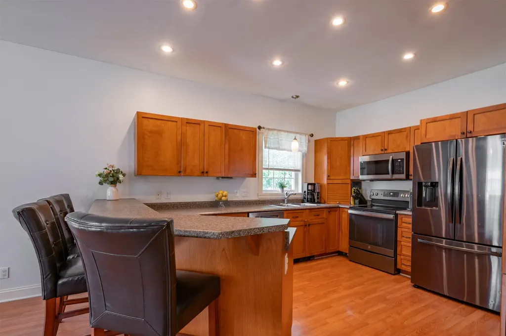 35 Colonial Drive Salem NH 03079