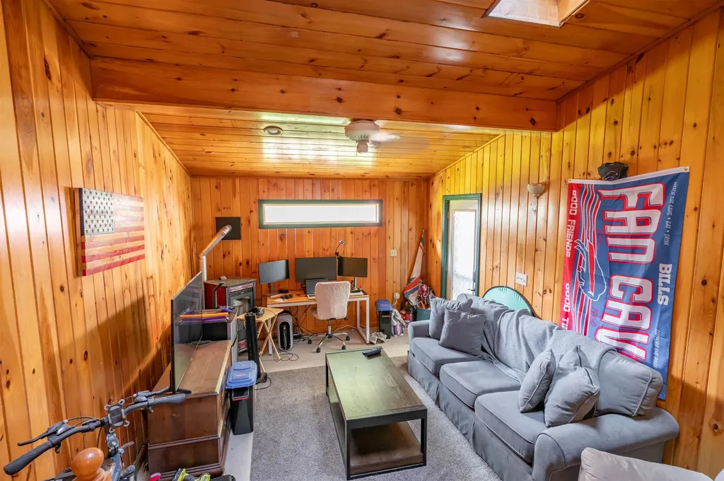 35 Colonial Drive Salem NH 03079