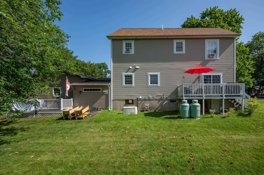 35 Colonial Drive Salem NH 03079