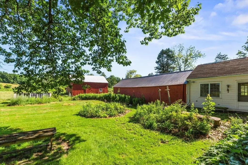 2 Cold Spring Road Shaftsbury VT 05257