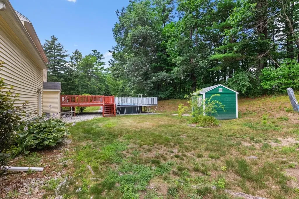 23 Magnolia Lane Derry NH 03038