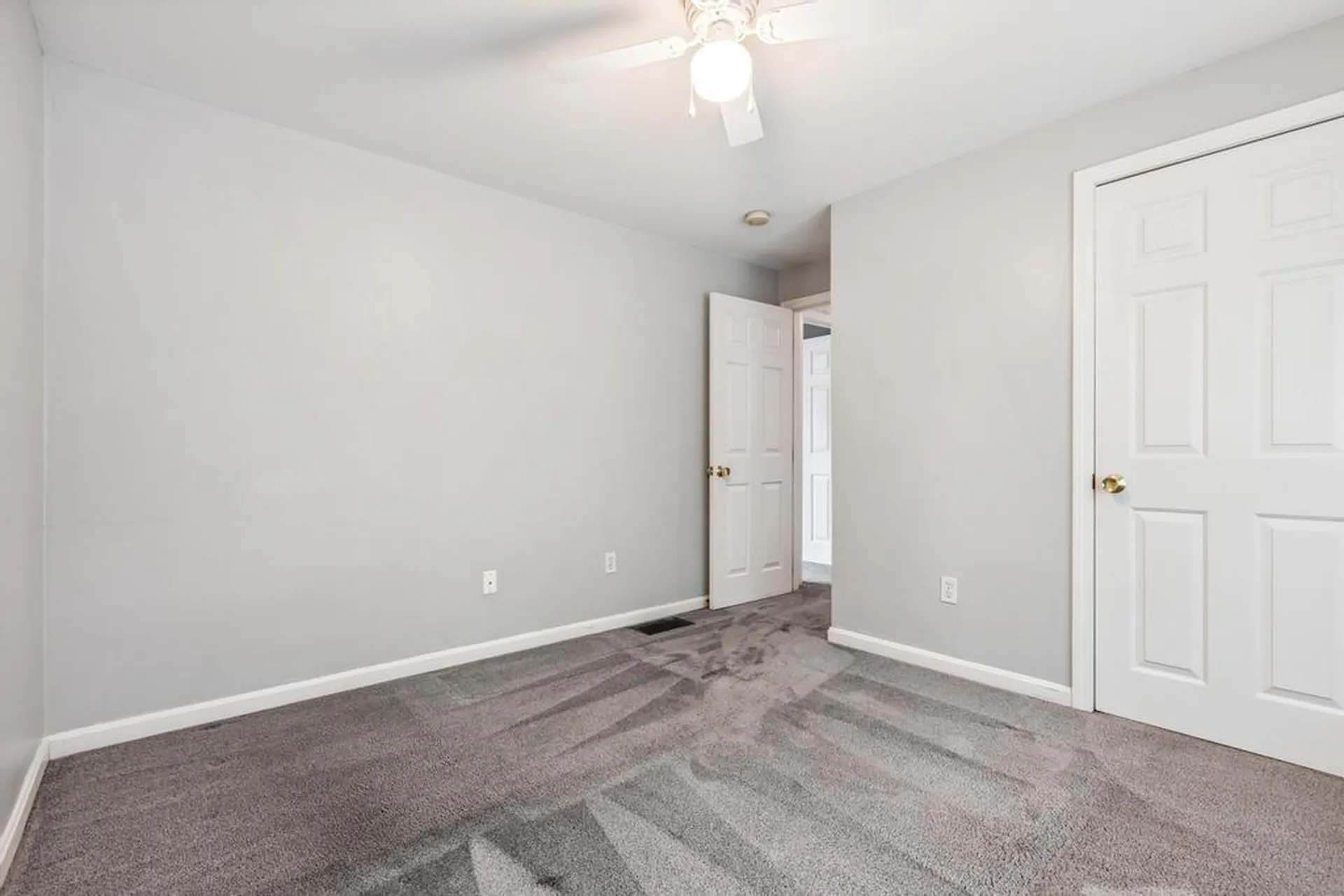 23 Magnolia Lane Derry NH 03038