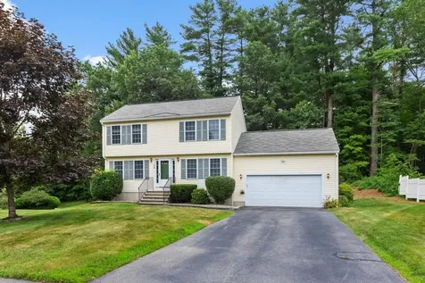 23 Magnolia Lane Derry NH 03038