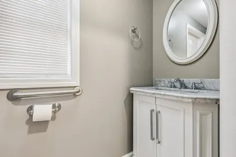 23 Magnolia Lane Derry NH 03038