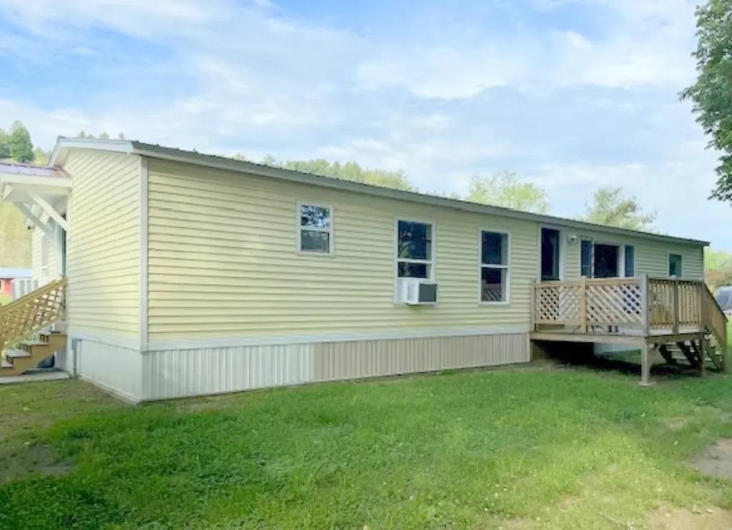 10424 Vt Route 25 Corinth VT 05040