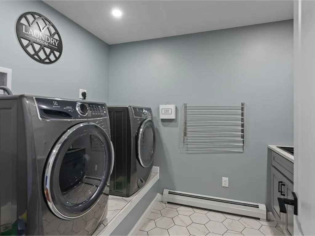 1803 Button Bay Road Ferrisburgh VT 05456