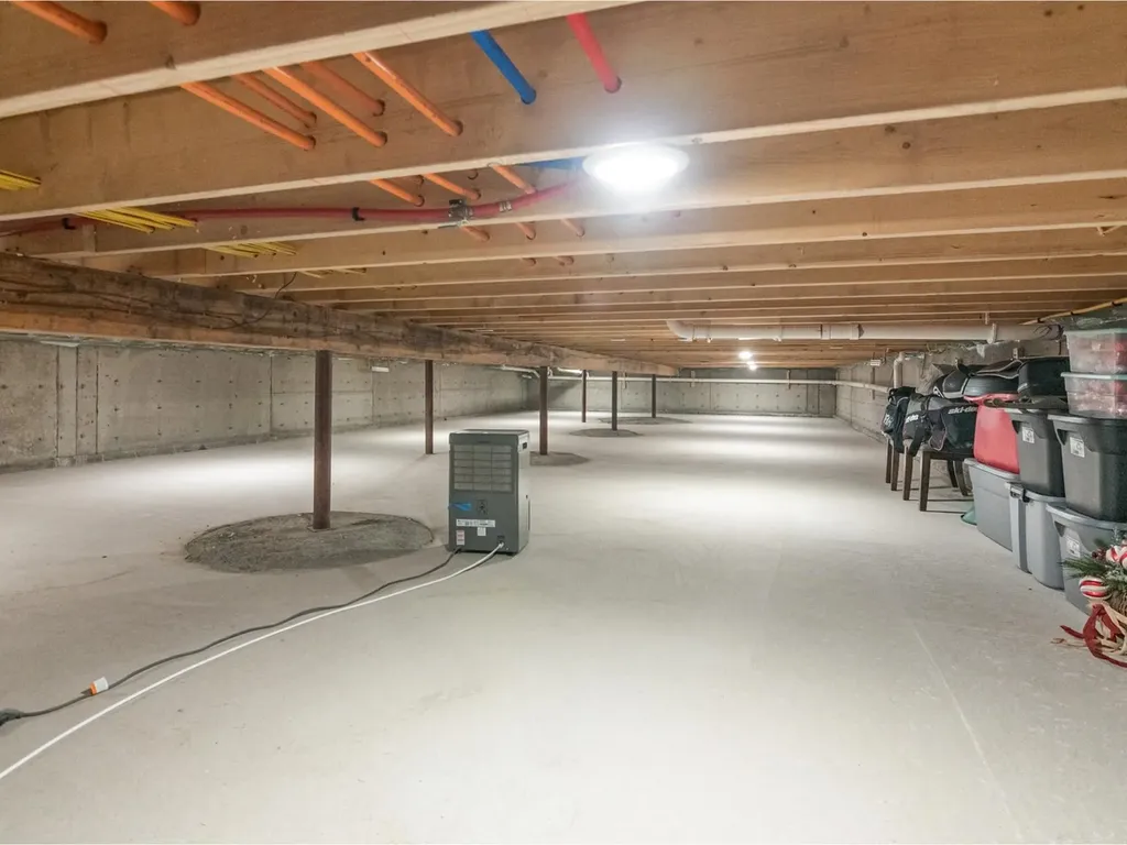 1803 Button Bay Road Ferrisburgh VT 05456