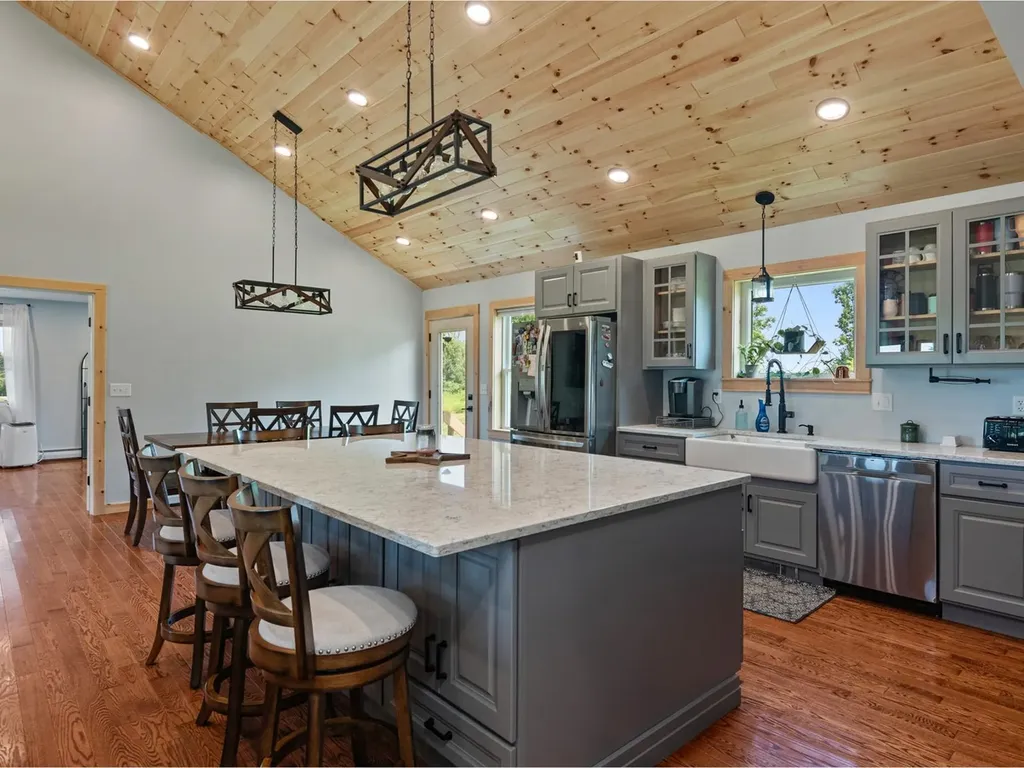 1803 Button Bay Road Ferrisburgh VT 05456