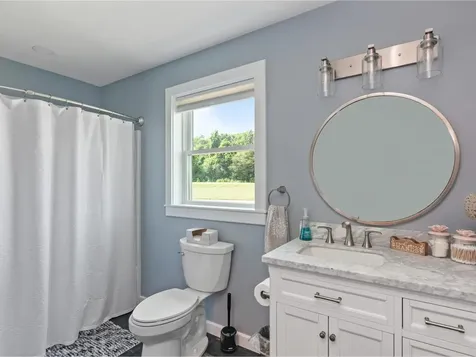 1803 Button Bay Road Ferrisburgh VT 05456