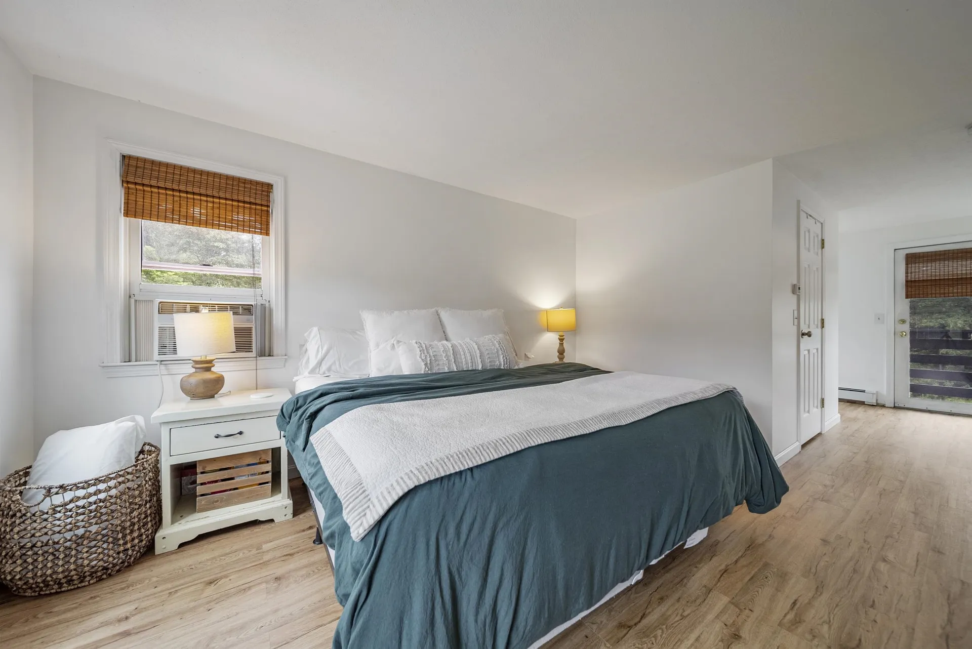 69 Litchfield Road Londonderry NH 03053